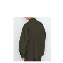 Load image into Gallery viewer, Nanamica Utility Light Wind Shirt
